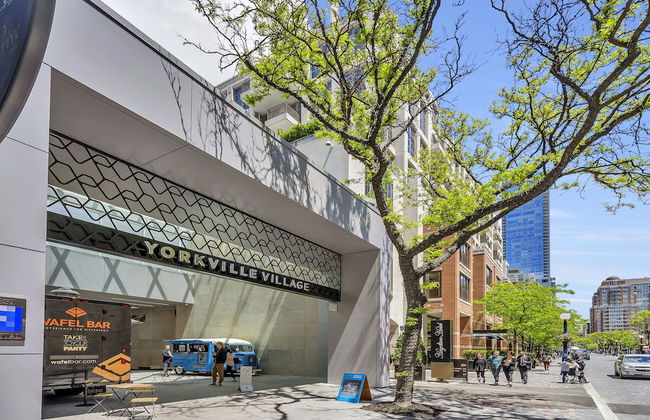 QuickStay - Premium 2bdrm in Yorkville (Yonge & Bloor) - Foto 42
