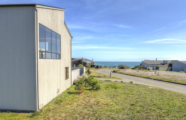 Ocean Song - Photo 34
