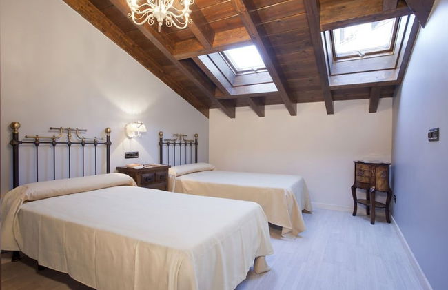 Apartamentos el Aramo - Foto 13