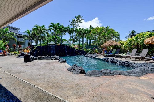 Photo 22 - Newly Remodeled Cliffs Resort In Princeville 2 Bedroom Condo by RedAwning