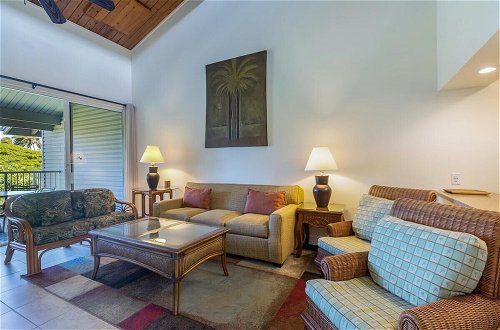 Foto 12 - Newly Remodeled Cliffs Resort In Princeville 2 Bedroom Condo by RedAwning