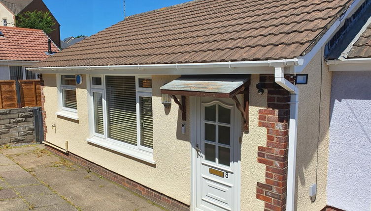 Photo 1 - Captivating 2 Bedroom Bungalow in Mumbles