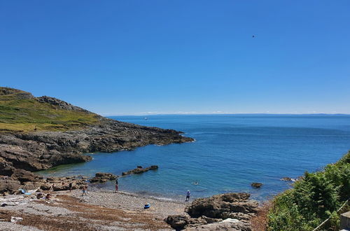 Foto 22 - Captivating 2 Bedroom Bungalow in Mumbles