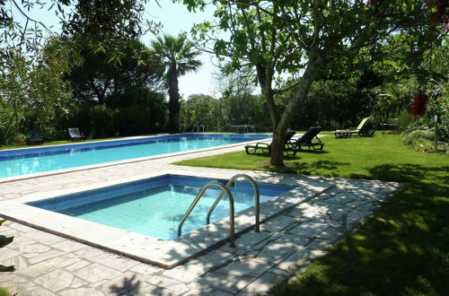 Photo 22 - Inviting Holiday Home in Montemor-o-novo With Pool