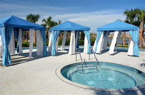 Foto 46 - Beautiful 8 Bed Villa Pool & Spa