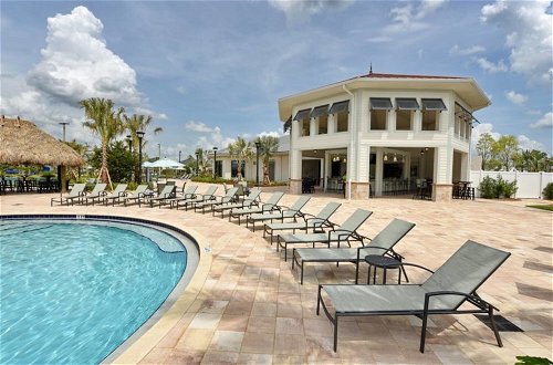 Foto 54 - Spacious Home With a Large Pool Near Disney