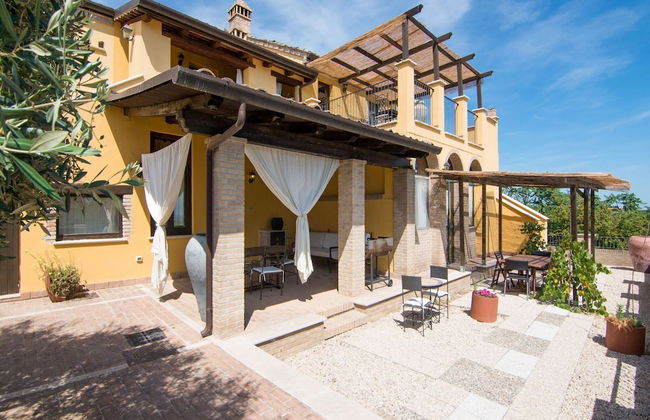 Serene Apartment in Ascoli Piceno with Hot Tub - Foto 27