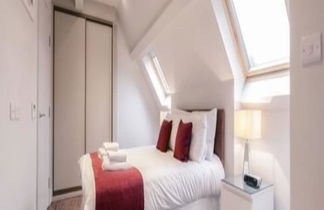 Photo 2 - Roomspace Apartments -Friar House