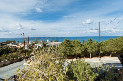 Photo 15 - Stunning and Relaxing 3-bed House in Pomos