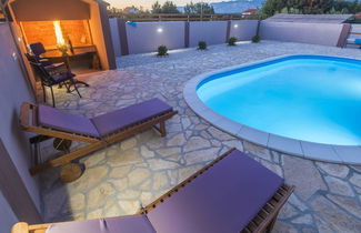 Foto 1 - Charming Holiday Home With Private Pool