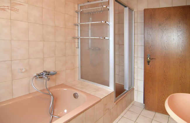 Flat With Private Pool in Sauerland - Foto 13
