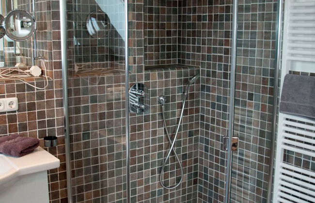 Der Besitz 6 - Foto 12