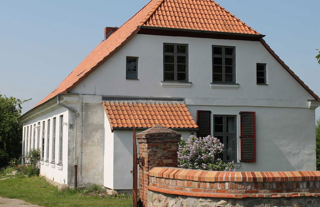 Charmante Wohnung mit Terrasse in Steffenshagen - Foto 1