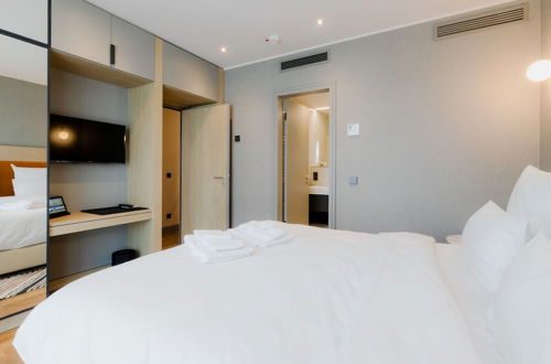 Photo 31 - Fourty Three Luxury Serviced Apartments