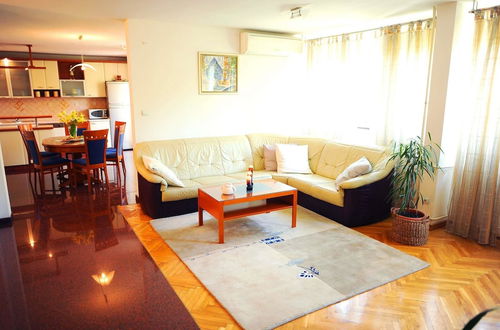 Photo 1 - Family Apartment Teo