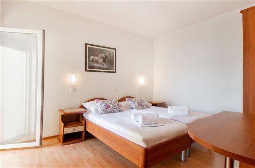 Photo 11 - Snug Apartment in Celina With Swimming Pool