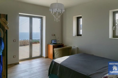 Photo 5 - Lovely 3-bed Villa. Private Pool in Agios Nikolaos