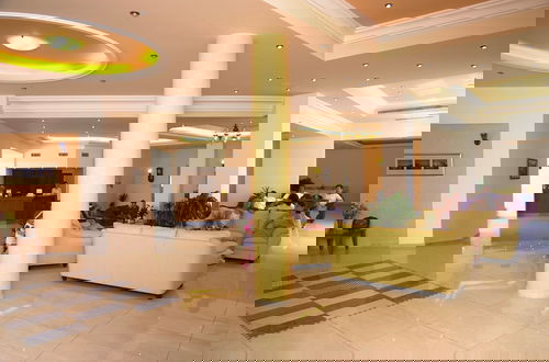 Photo 2 - Blue Aegean Hotel & Suites