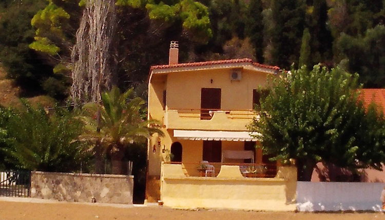 Photo 1 - Alekos Beach Houses-Jerasimo