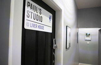 Photo 2 - Paul s Studio Liver House