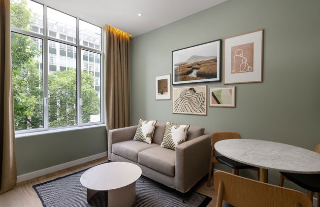 The Lincoln Suites - Photo 28