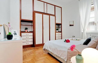 Photo 2 - Bed & Dream