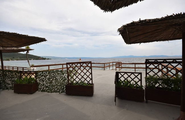 Villa in Malaki in Sea With Playground - Photo 26