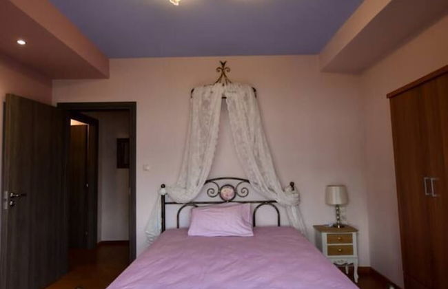Villa in Malaki in Sea With Playground - Photo 3