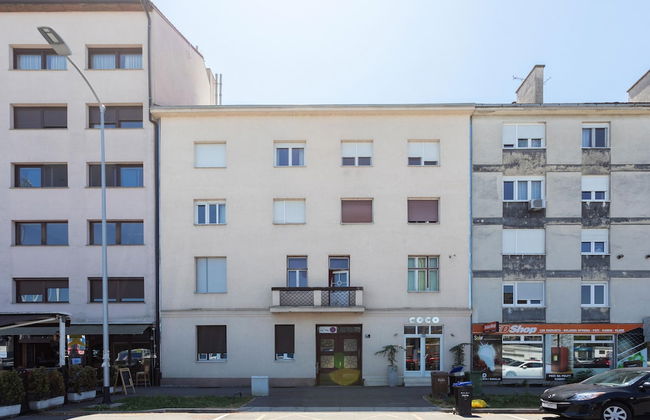 Spacious 2bdr Apartment With a Cute Balcony - Photo 23