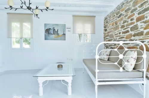 Photo 8 - Cozy 2-bedroom House in Tinos