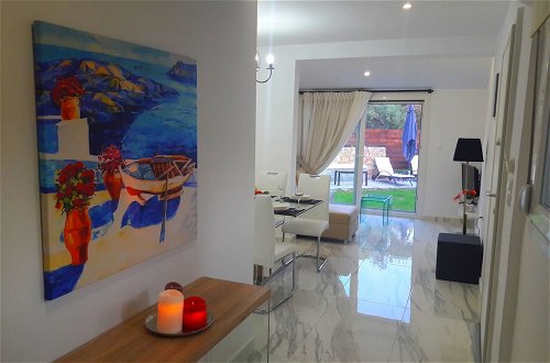Photo 12 - Salonikiou Beach Luxury Residences