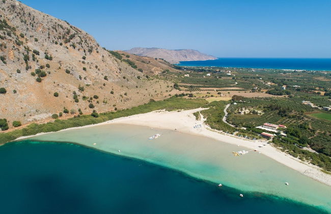 Villa Melina Private Pool Walk to Beach Sea Views A C Wifi Car Not Required - 1605 - Foto 16
