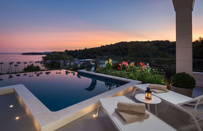 Beachfront Villa Azzurro With Pool - Foto 56