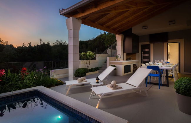 Beachfront Villa Azzurro With Pool - Foto 46