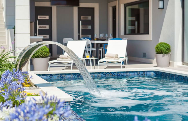 Beachfront Villa Azzurro With Pool - Foto 43