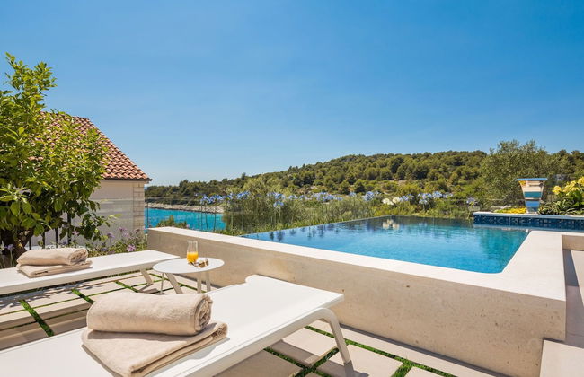 Beachfront Villa Azzurro With Pool - Foto 55