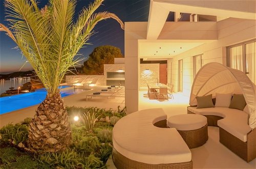 Photo 18 - Luxury Villa Carpe Diem Paradise