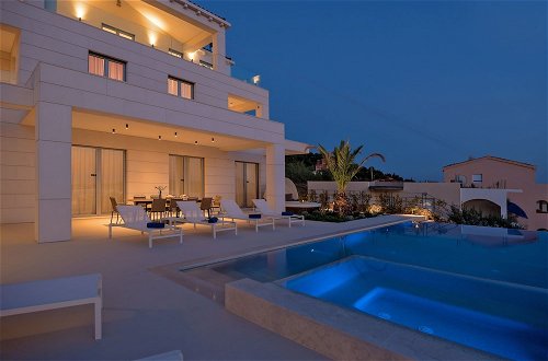 Photo 28 - Luxury Villa Carpe Diem Paradise