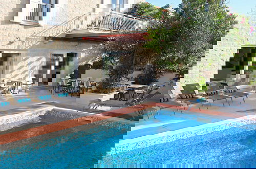 Foto 16 - Magnificent Villa in Supetar With Swimming Pool