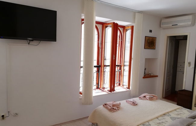 M & J Central Suites - Foto 3