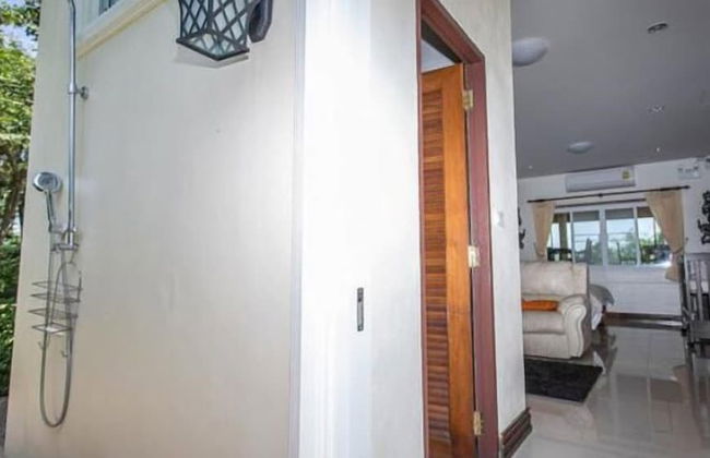 Tharnrarin Villa Suphan Buri - Foto 44