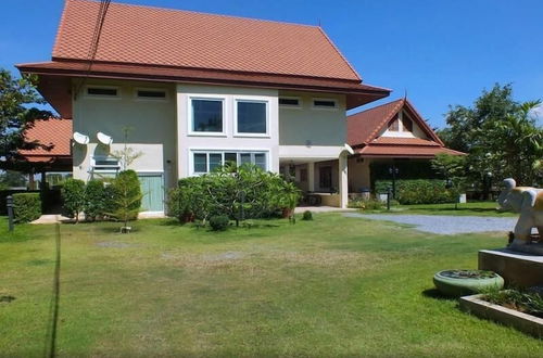 Foto 66 - Tharnrarin Villa Suphan Buri