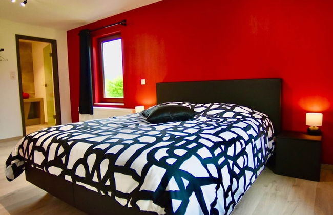Tranquil Holiday Home in Manhay with Hot Tub near Ski Area - Foto 4