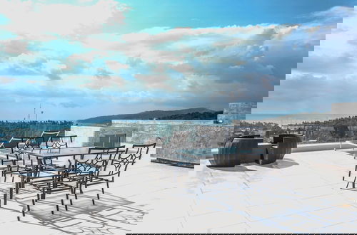 Foto 12 - The View Phuket By Resava