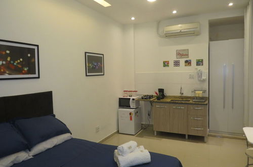 Photo 3 - Pet-friendly Flat in Copacabana 200 Metres From the Beach Nsc501 Z3