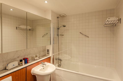 Photo 12 - Premier Suites Dublin Sandyford