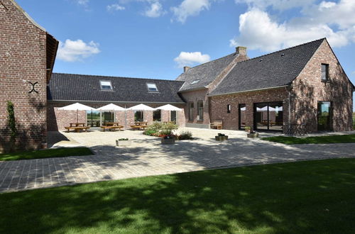 Photo 26 - Spacious Holiday Home With Pond in Poperinge