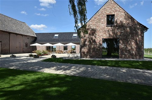 Photo 27 - Spacious Holiday Home With Pond in Poperinge
