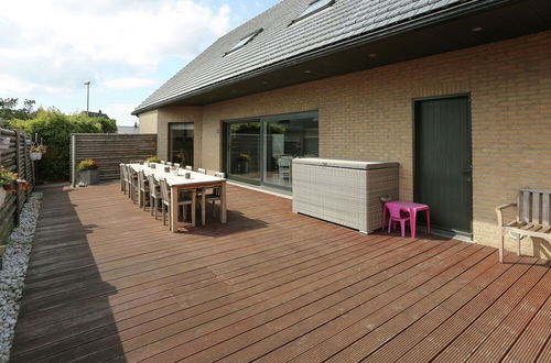 Photo 11 - Splendid Villa in Middelkerke with Sauna, Hot Tub, Terrace