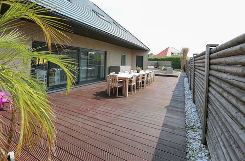 Photo 1 - Splendid Villa in Middelkerke with Sauna, Hot Tub, Terrace